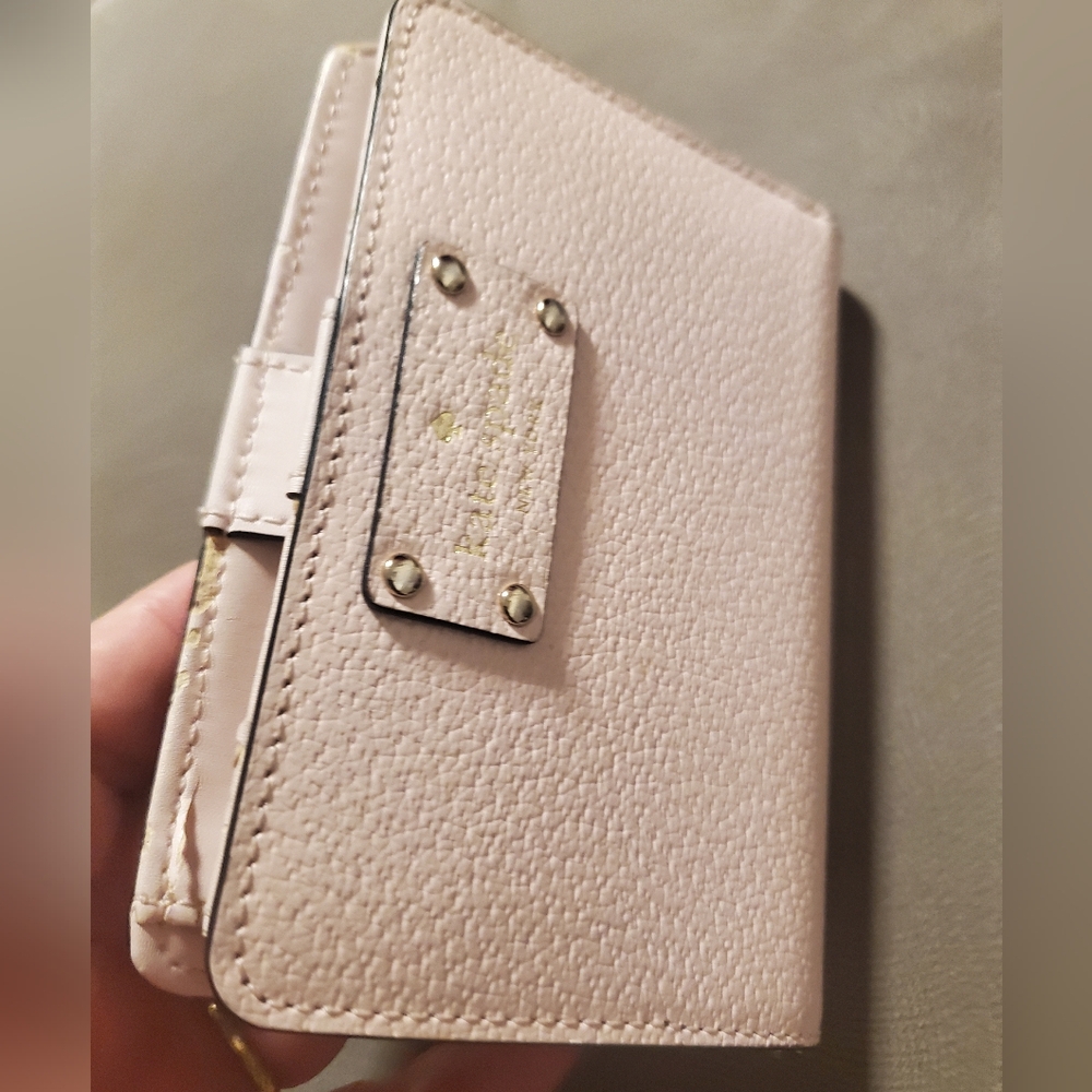 Kate Spade Bifold  Light Pink Wallet